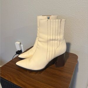 Blondo Booties Waterproof Cream